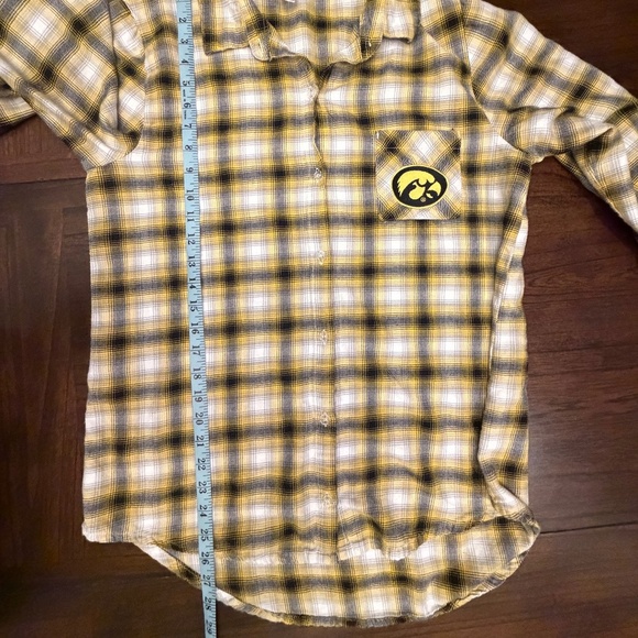 Iowa Hawkeyes Women's Concepts Piedmont Flannel Long Sleeve Button Up, Size L - Picture 12 of 13